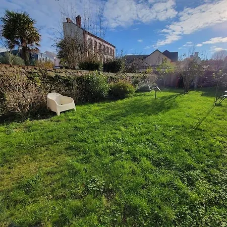 Les Mimosas, 200metres Holiday home *